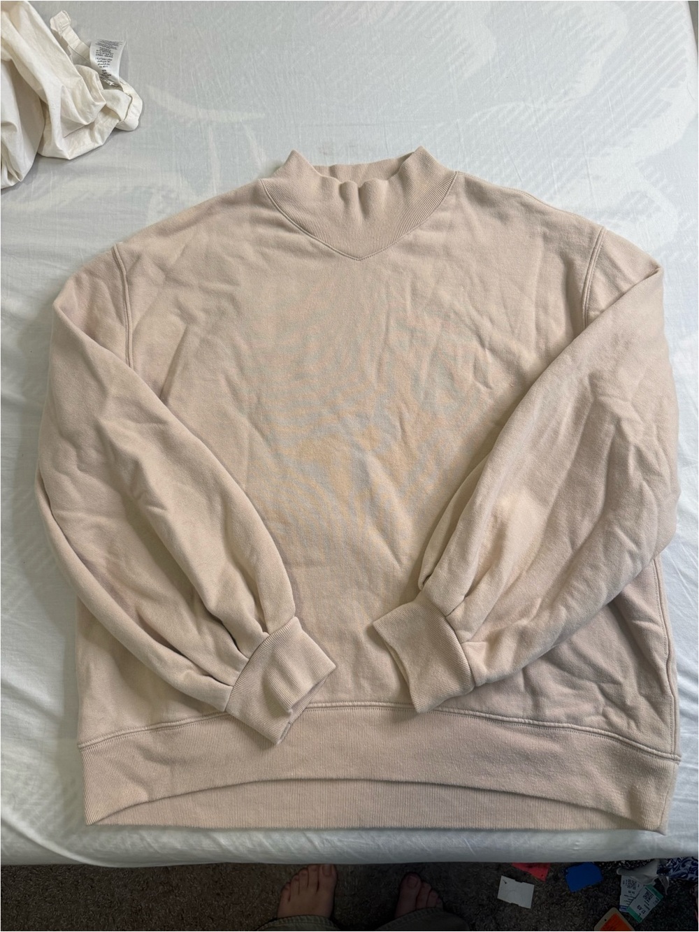 Crewneck Sweatshirt in Light Beige - Classic Casual Pullover